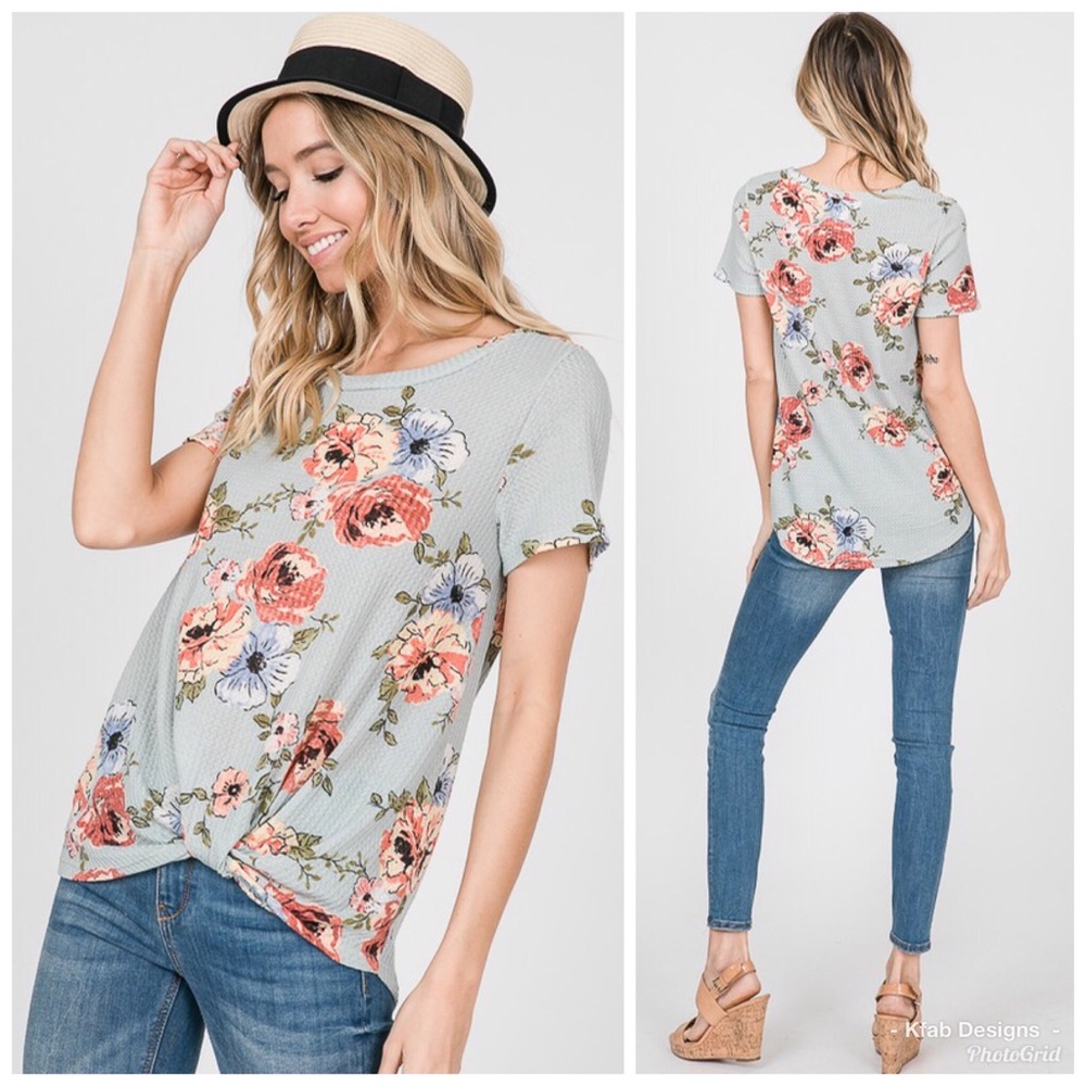 💕Waffle Knit Sage Floral Front Knot Top! - Picture 4 of 4